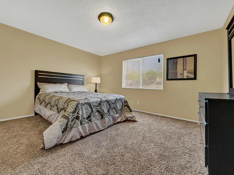 Vista Ventana Apartments — Photo 20