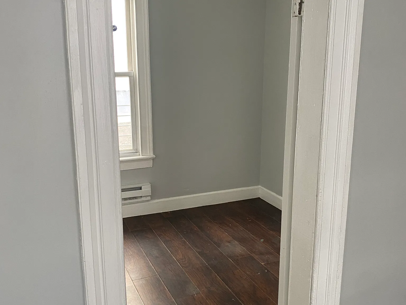 3 bed, 1300 sqft, $2,300 — Photo 2