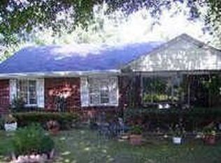 29 Carruthers Dr, Jackson, TN 38301
