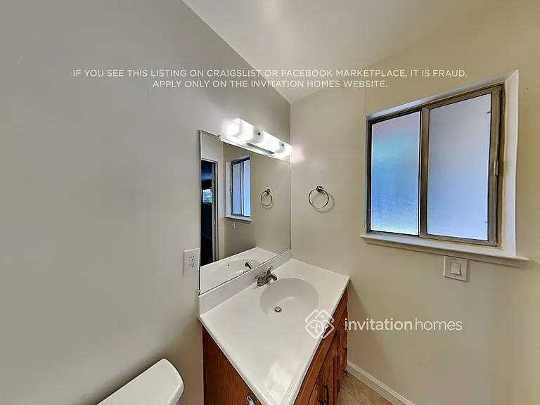 2453 Aramon Dr — Photo 14