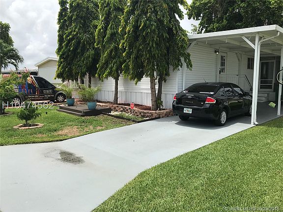 5th image of 2331 SW 52nd St