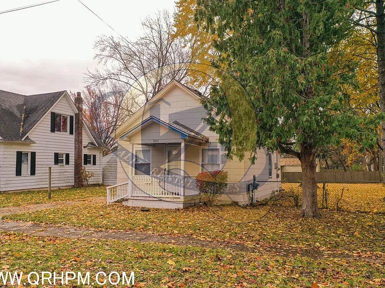 1807 Union Ave — Photo 17