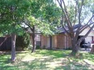 415 Rifleman Trl, Arlington, TX 76002