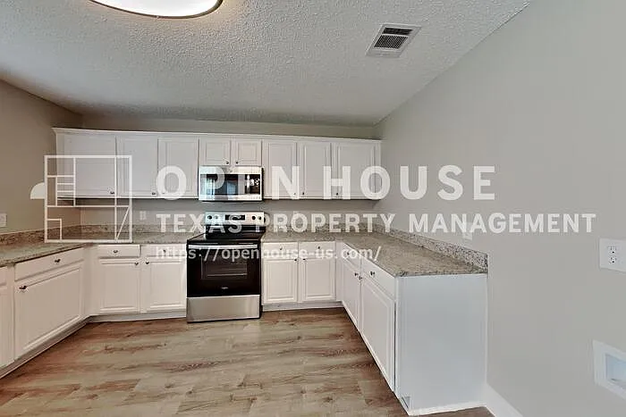 924 Rock Dove Cir — Photo 8