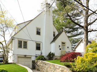 37 Wildwood Rd, New Rochelle, NY 10804