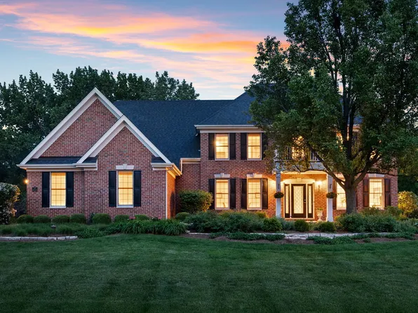 38W385 Stevens Glen Rd, St Charles, IL 60175