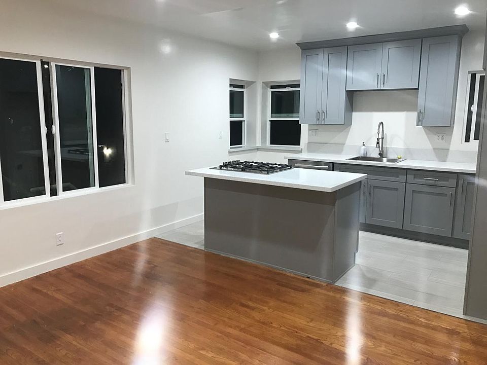 1st image of 11782 Gateway Blvd