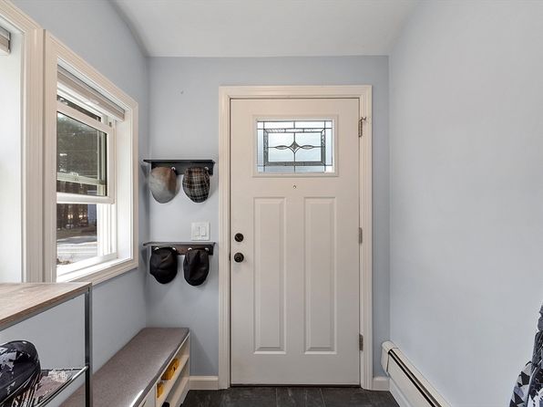 48 Whipple Rd, Billerica, MA 01821