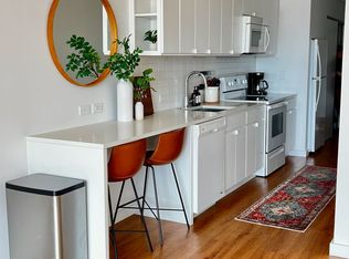 Luxury Living in Kansas City's Crossroads Arts District, Kansas City, MO 64108