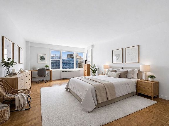 4th image of 14 Horatio St #15CD