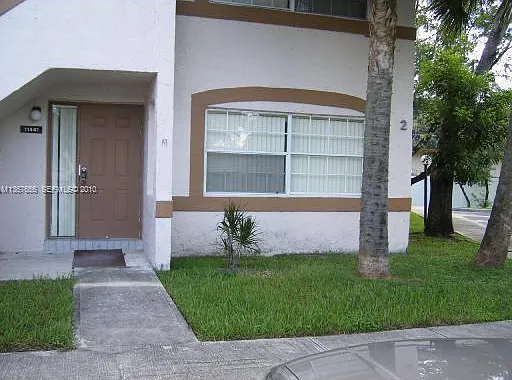 11441 NW 42nd St — Photo 8