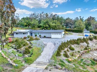 2855 N Victoria Dr, Alpine, CA 91901