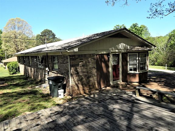4th image of 421 W Martin Rd
