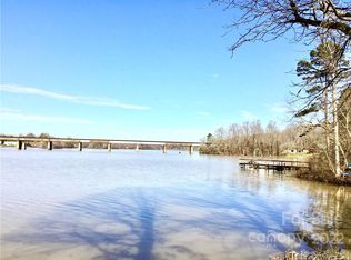 4826 Bright Rd, Charlotte, NC 28214