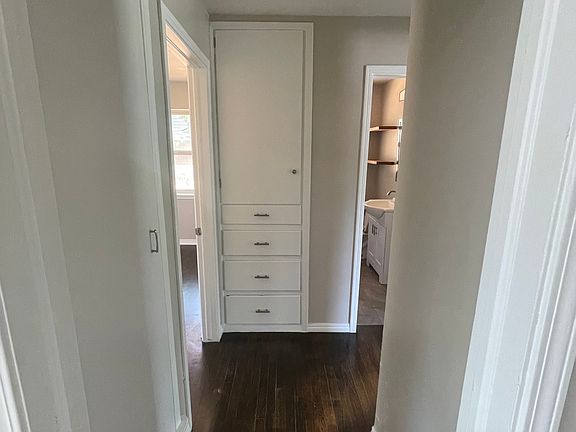 5th image of 9603 Village Dr