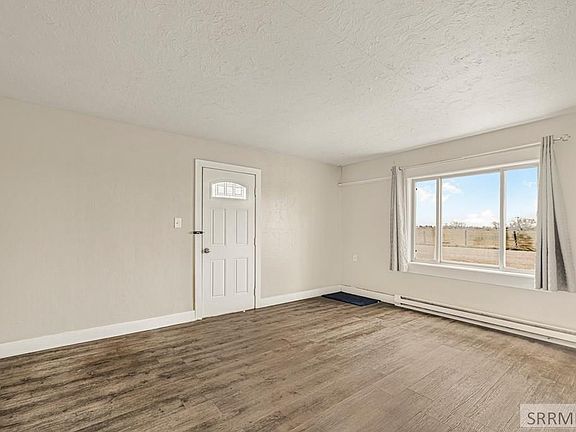 5th image of 3335 E County Line Rd