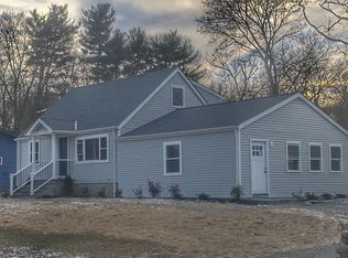 21 Lloyd Rd, Norwalk, CT 06850