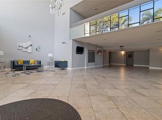 16401 Golf Club Rd APT 102, Weston, FL 33326