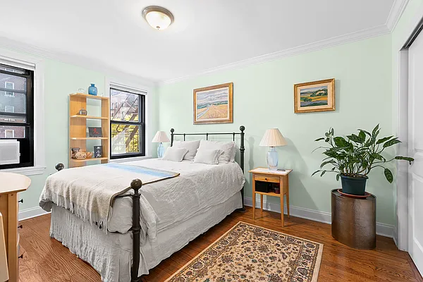 Rented by Compass | media 6