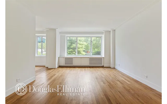 Sold by Douglas Elliman | media 18