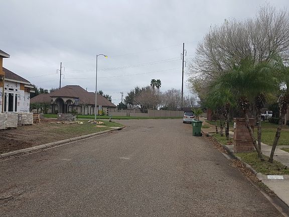 5th image of 1706 Christian Ct