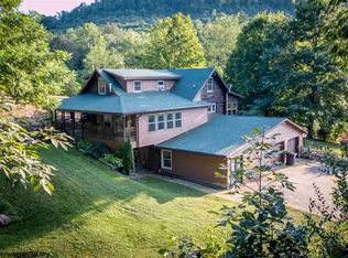 428 Monumental Rd, Fairmont, WV 26554