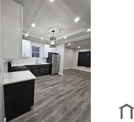 3 bed, $2,250 — Photo 2