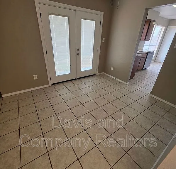 4412 Saint Andrews Dr #B — Photo 6