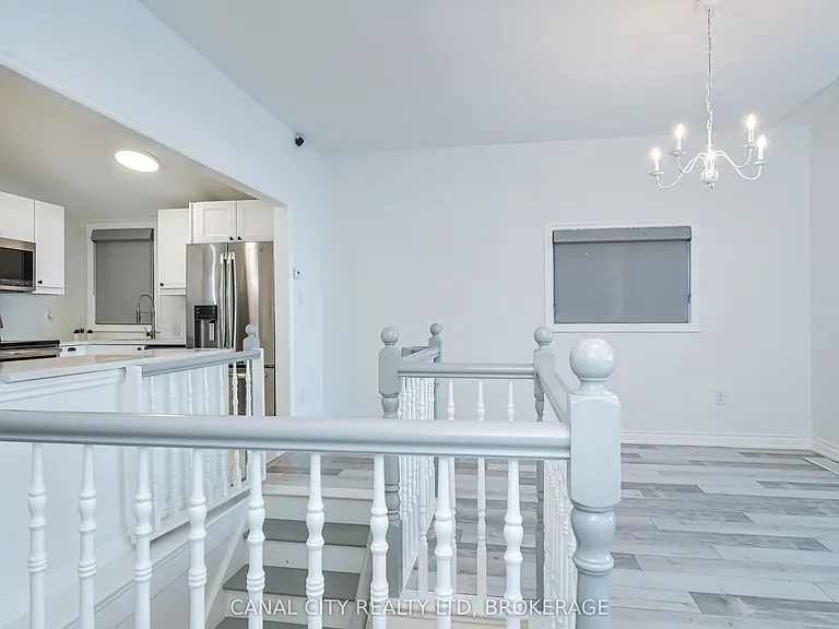 6 Colton Ave — Photo 31