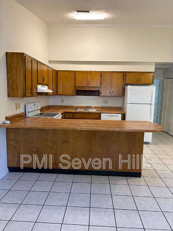 1539 Paul Russell Rd — Photo 3