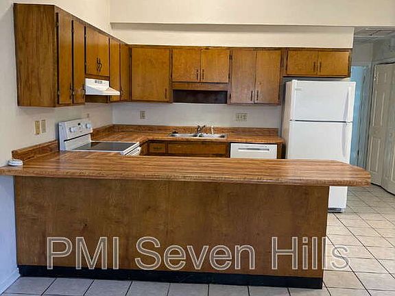 3rd image of 1539 Paul Russell Rd APT B-8