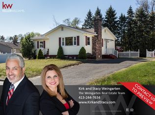 10 Flora St, Springfield, MA 01129