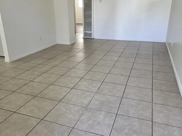 768 E Richland St #B, Ontario, CA 91764