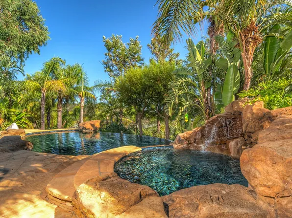 2535 Hawks Nest Trl #2, Topanga, CA 90290