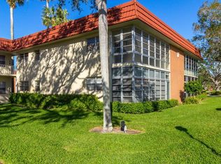 17 Vista Palm Ln, Vero Beach, FL 32962