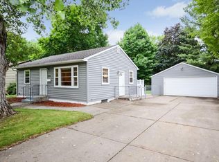 6713 34th Ave N, Crystal, MN 55427