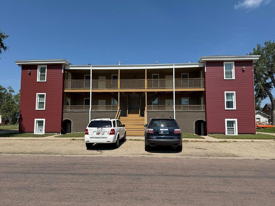 1st image of 255 2nd St SW