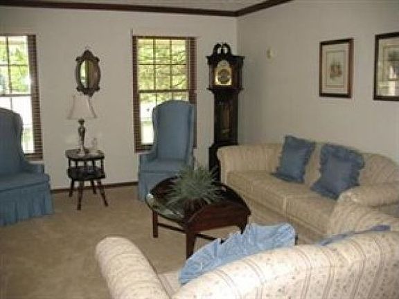 4th image of 419 Long Pointe Dr