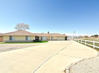 12485 Reata Rd, Apple Valley, CA 92308