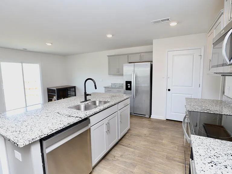 352 Sandbach Rd — Photo 24