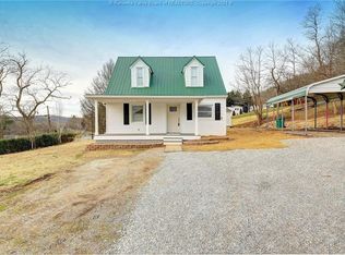3386 Charleston Rd, Poca, WV 25159