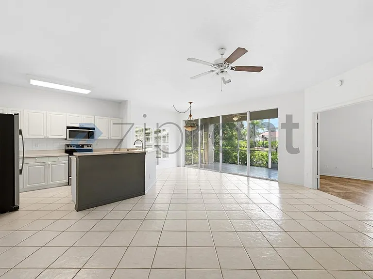 5305 Andover Dr #101 — Photo 3