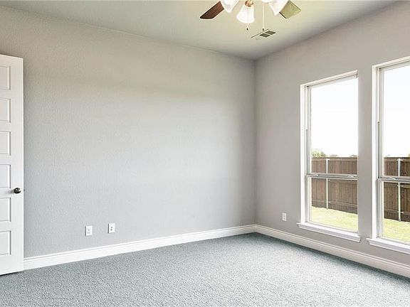 4th image of 9520 Blue Stem Ln