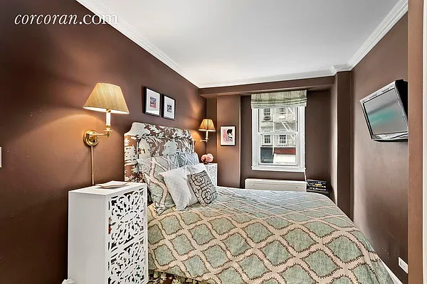Sold by Corcoran | media 3