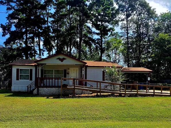 149 Antigua Dr, Pointblank, TX 77364