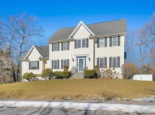 5 Tulip Way, Medway, MA 02053