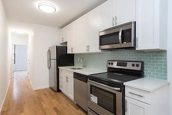 Rented by Bold New York | media 10