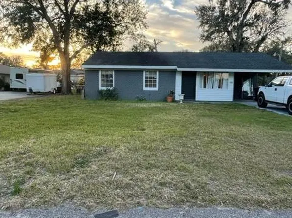 313 BELLEVIEW Drive, Fort Meade, FL 33841