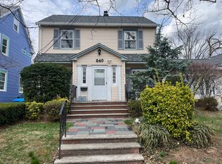 240 Amboy Ave #2, Metuchen, NJ 08840