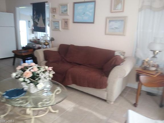 2nd image of 3859 Cruz Dr